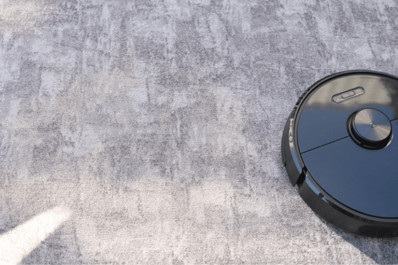 A picture of the short carpet after the Roborock S6 removed the sand.